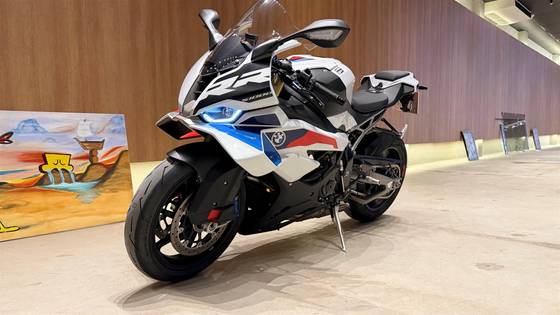 BMW S 1000 RR M BMW S 1000 RR M